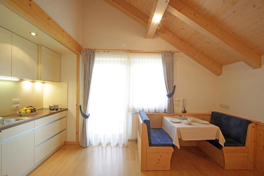Apartments Lasteis La Villa  Extérieur photo