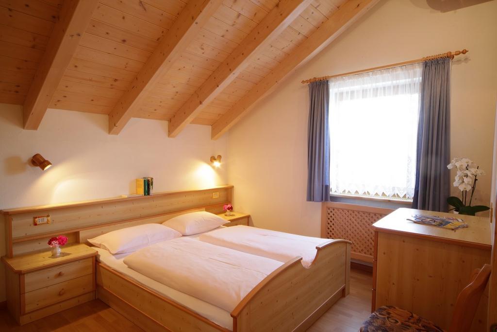 Apartments Lasteis La Villa  Extérieur photo